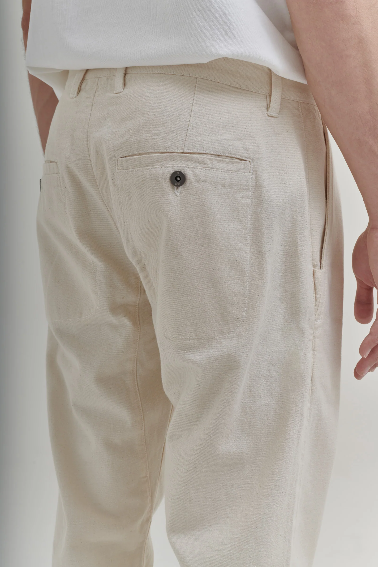 PLEATED WORKER CHINO ECRU - Image 5