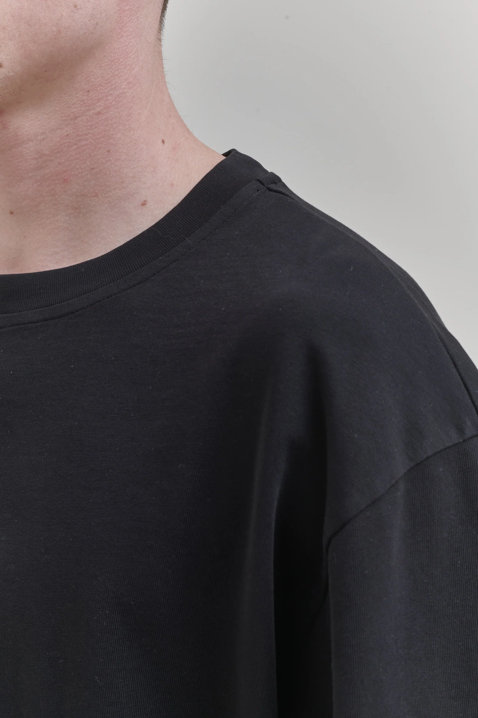 T-SHIRT BLACK - Image 5