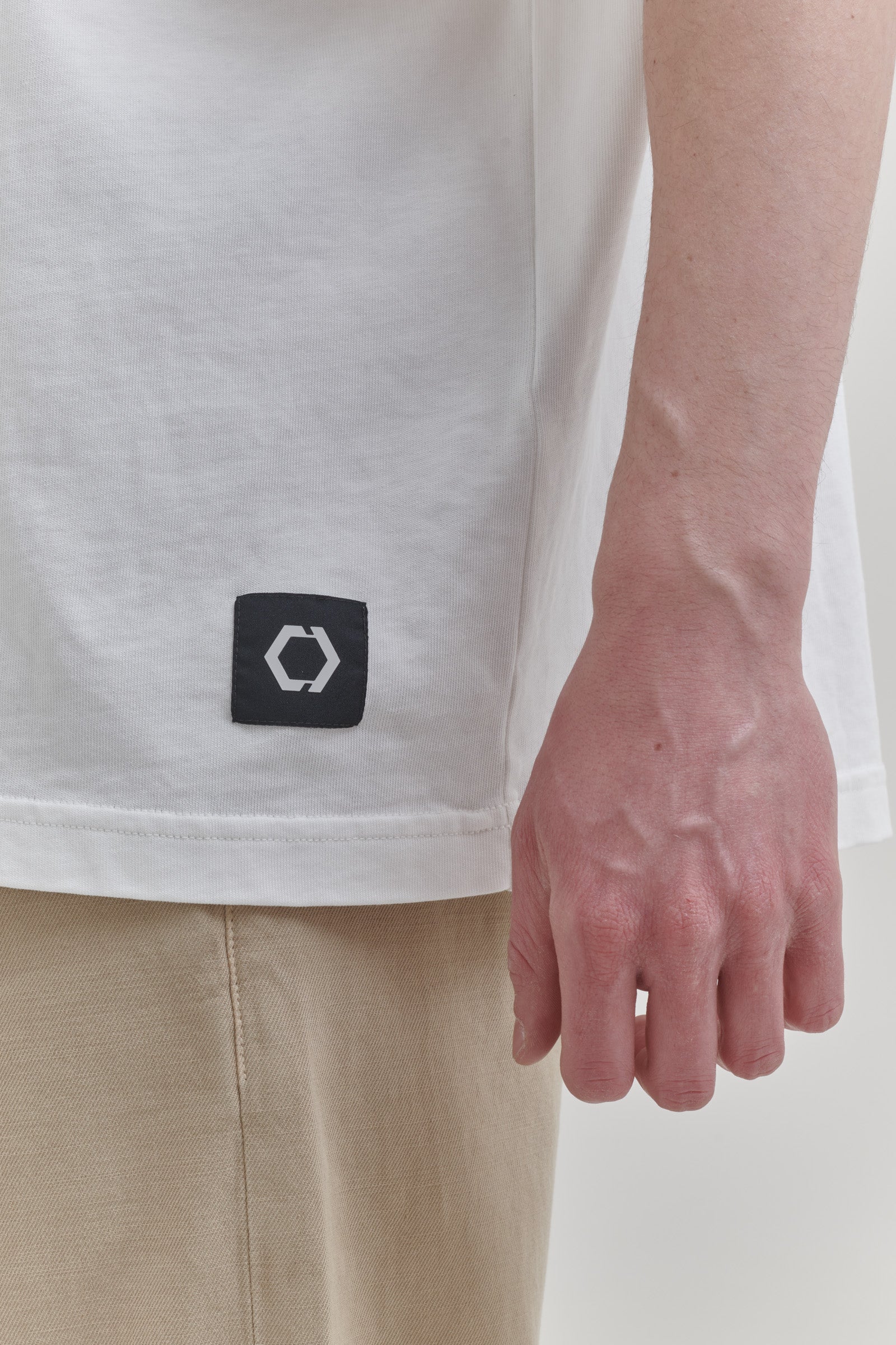 T-SHIRT OFF WHITE - Image 4
