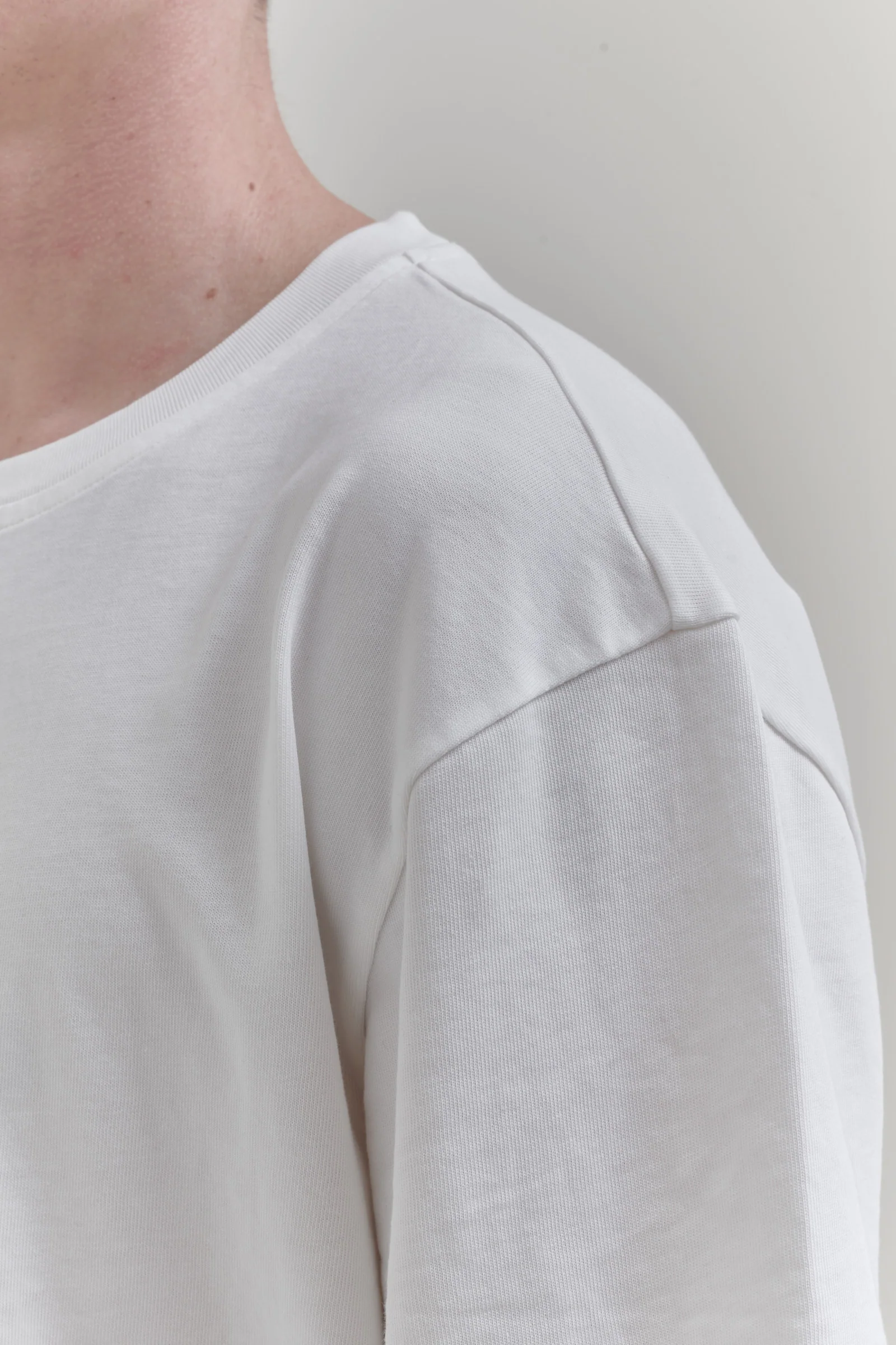 T-SHIRT OFF WHITE - Image 5